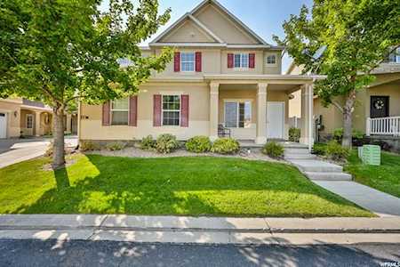 7736 S New Snowbell Ln West Jordan, UT 84081