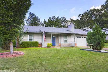 56 Oak Ridge Dr Maumelle, AR 72113