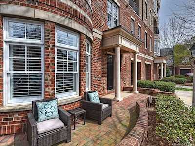 6715 Louisburg Square Ln Charlotte, NC 28210