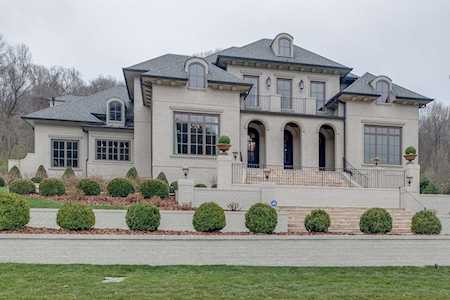 833 Windstone Blvd Brentwood, TN 37027