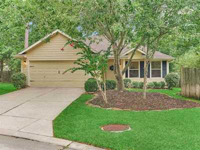 11 Druids Glen Place The Woodlands, TX 77382