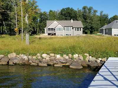 N5504 Shore Dr Brooklyn, WI 54941