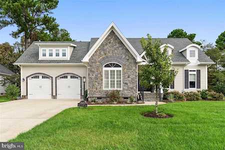 11413 Maid At Arms Ln Berlin, MD 21811
