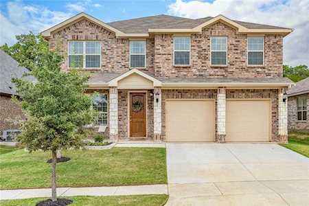 5701 Del Rey Drive Denton, TX 76208