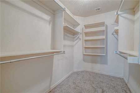 4008 Green Apple Dr Moore, OK 73160
