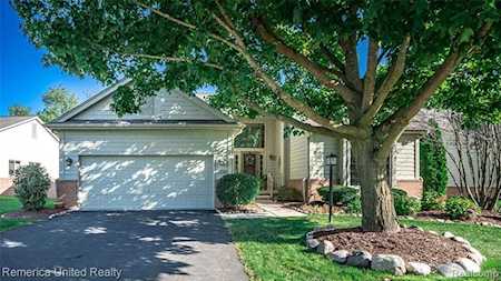 17226 Lake View Cir Circle #87 Northville, MI 48168