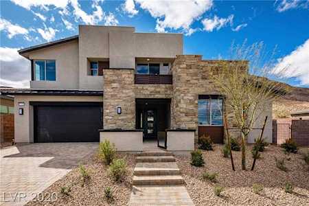 6741 Equinox Cliff St Las Vegas, NV 89135