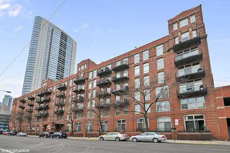 550 N Kingsbury St #413 Chicago, IL 60654