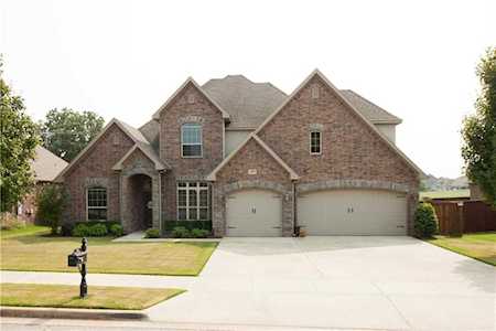 707 SW Glen Arbor Ave Bentonville, AR 72713