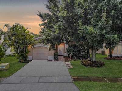 1206 Timberbend CIRCLE Orlando, FL 32824