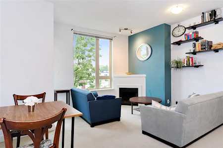 688 E 17th Avenue #301 Vancouver, BC V5V 0A8