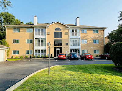 4208 Browns Ln #206 Louisville, KY 40220
