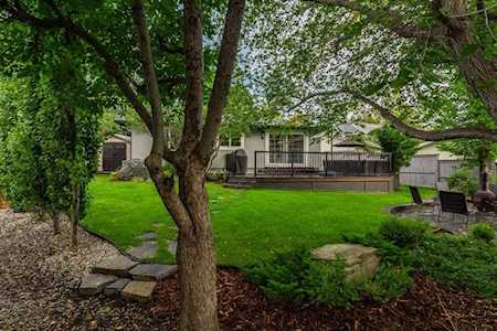 139 Midvalley Place SE Calgary, AB T2X 1K3