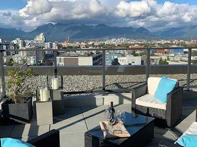 209 E 7th Avenue #801 Vancouver, BC V6B 2Z6