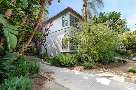 1524 Yale Street #7 Santa Monica, CA 90404