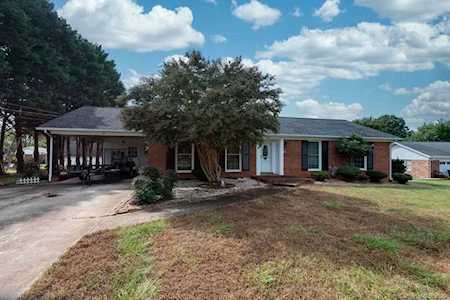 43 Starmount Ln Taylorsville, NC 28681