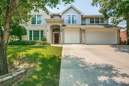 2701 Sandstone Drive Grapevine, TX 76051