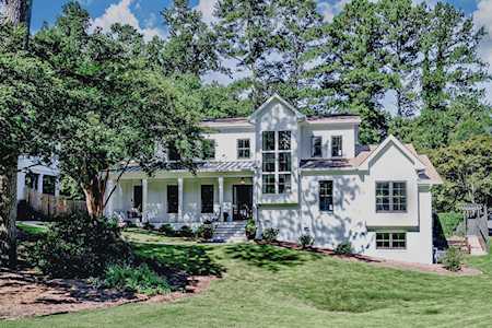 6860 Heathfield Dr Sandy Springs, GA 30328