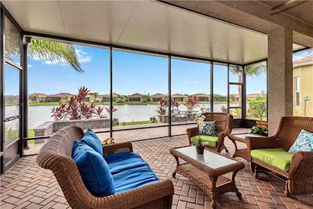 4817 Grand Banks Dr Wimauma, FL 33598
