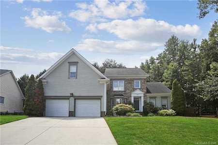 2625 Sawgrass Ridge Place Charlotte, NC 28269