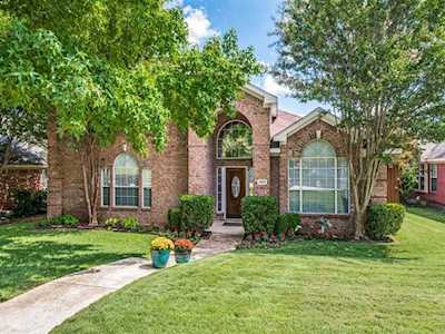 1403 Red Tip Drive Allen, TX 75002