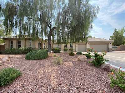 7221 Sandy Plains Ave Las Vegas, NV 89131