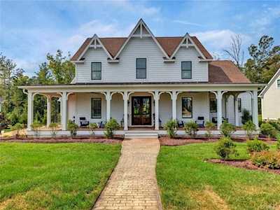1724 Tulip Hill Dr Midlothian, VA 23112