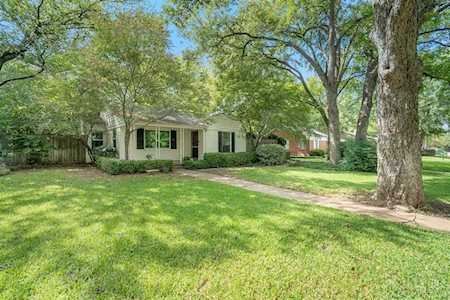 615 Eastwood Avenue Fort Worth, TX 76107