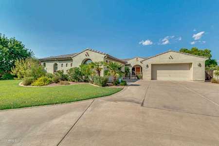 2816 E Dennisport Court Gilbert, AZ 85295