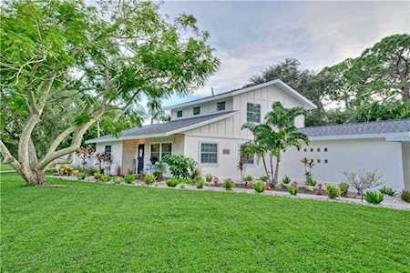 6244 Crestwood Ave Sarasota, FL 34231