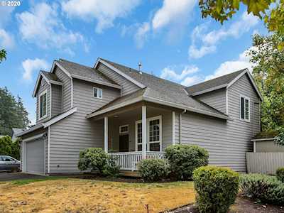 6302 SE Virginia St Hillsboro, OR 97123