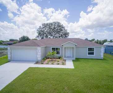 6151 Bennington St Englewood, FL 34224
