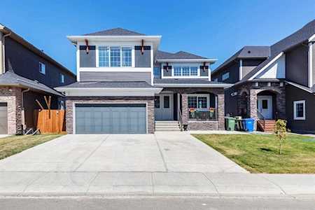 272 Aspenmere Way Chestermere, AB T1X 0Y2