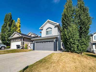10946 Hidden Valley Dr NW Calgary, AB T3A 5V7