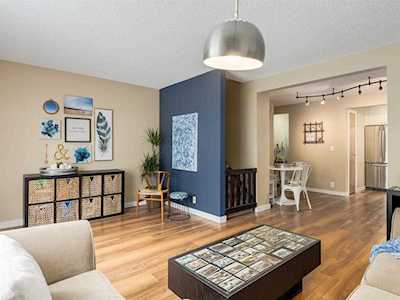 7205 4 St NE #49 Calgary, AB T2K 5S4