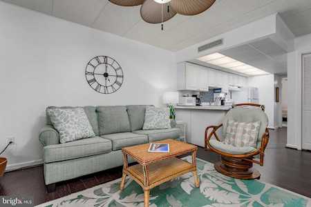 13 44th St #202 Ocean City, MD 21842
