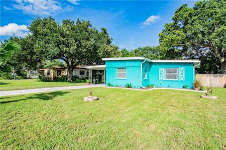 5147 104th St N St Petersburg, FL 33708