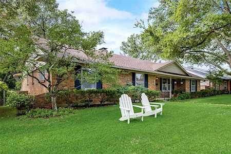 7726 El Pensador Drive Dallas, TX 75248