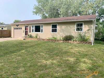 3319 E Anaconda Rd Rapid City, SD 57701