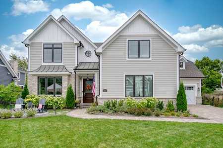 337 Lincoln St Glenview, IL 60025