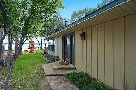 1315 E Lake Drive Weatherford, TX 76087