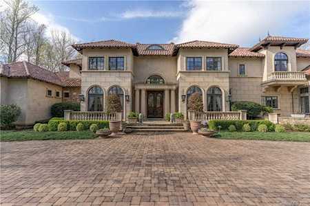 1929 Iverson Ln Waxhaw, NC 28173