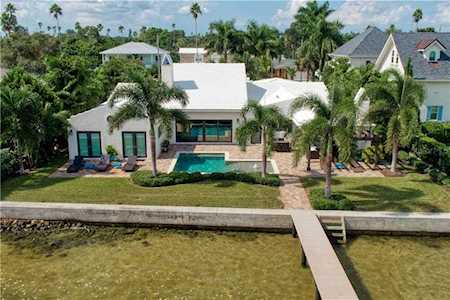 4019 Bayshore Blvd NE St Petersburg, FL 33703