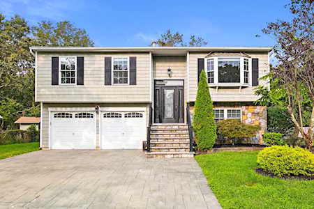 11 Spruce Circle Barnegat, NJ 08005