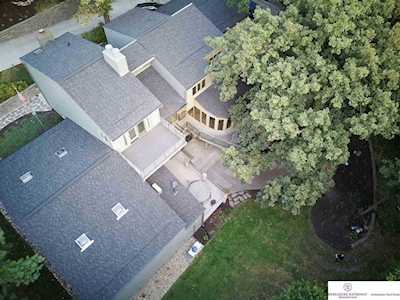 21811 Hillandale Dr Elkhorn, NE 68022