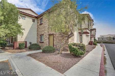5985 Nuevo Leon St #4 North Las Vegas, NV 89031