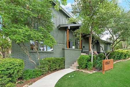 10867 Caprock Circle Dallas, TX 75218