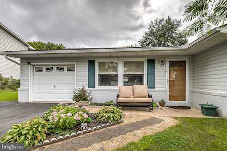987 Sunny Ct Gambrills, MD 21054