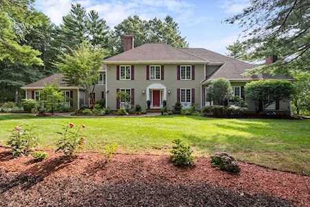 40 Grand Hill Drive Dover, MA 02030