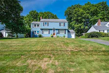 30 Cherryfield Drive West Hartford, CT 06107